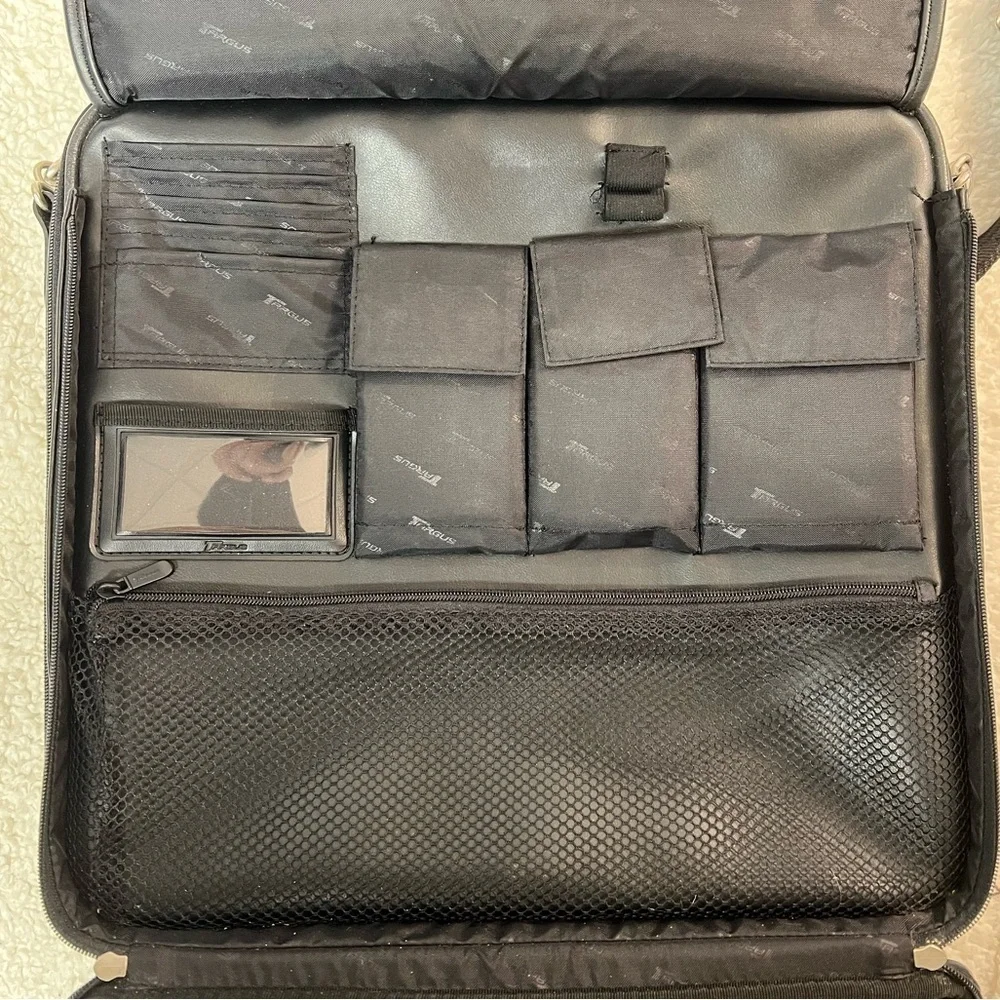 Targus Genuine Leather Computer Laptop Briefcase Tote Bag